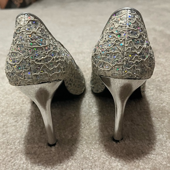 Touch ups glitter & lace type heel sz 8 - Picture 4 of 5